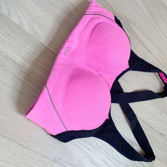 BUY 1 GET 1 FREE 32c Victoria’s Secret hot pink sports bra - Picture 2 of 12